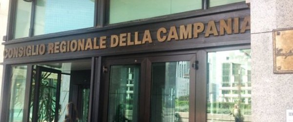 La sanità campana nella fotografia del capogruppo Pd in Consiglio regionale.