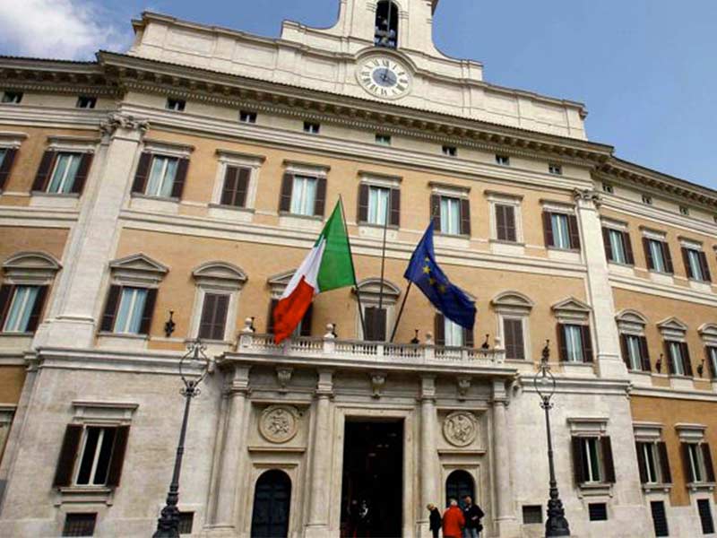 I pro ed i contro