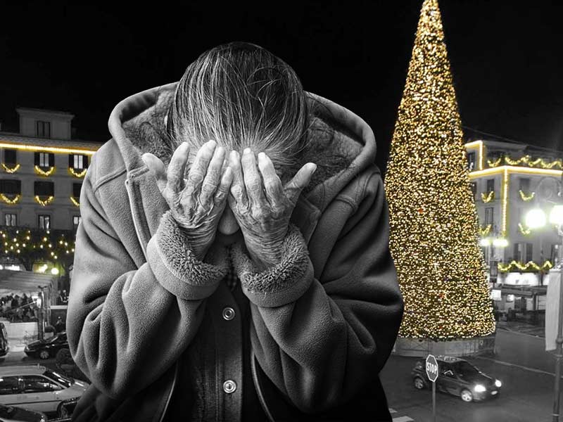 A Natale tutti più buoni, deportati i “mentecatti”