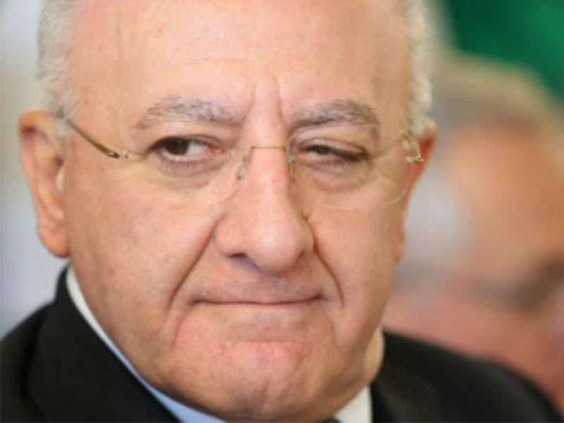La Consulta sul terzo mandato di De Luca e la babilonia del mondo politico