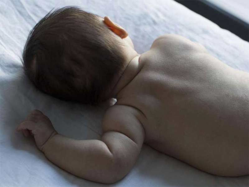 Salerno, contagiato dal Covid-19 un bimbo di nove mesi