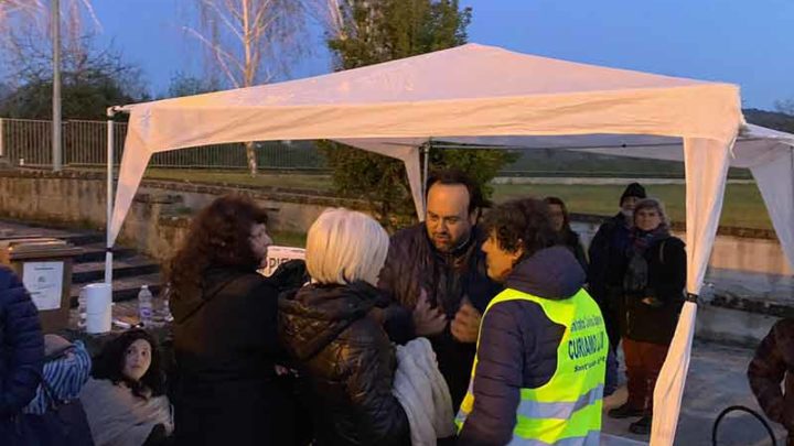 Ospedale Sant’Agata dei Goti, cresce la protesta