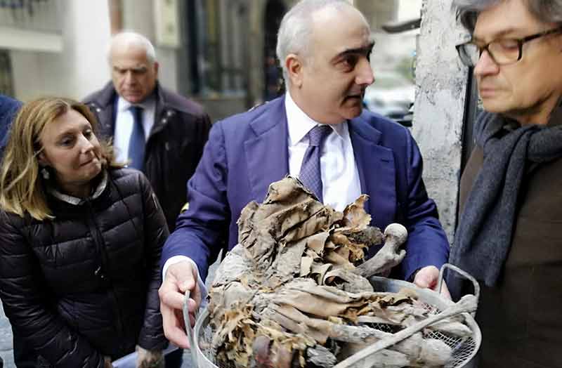 Incurabili, si spinge per recuperare il tempo perduto