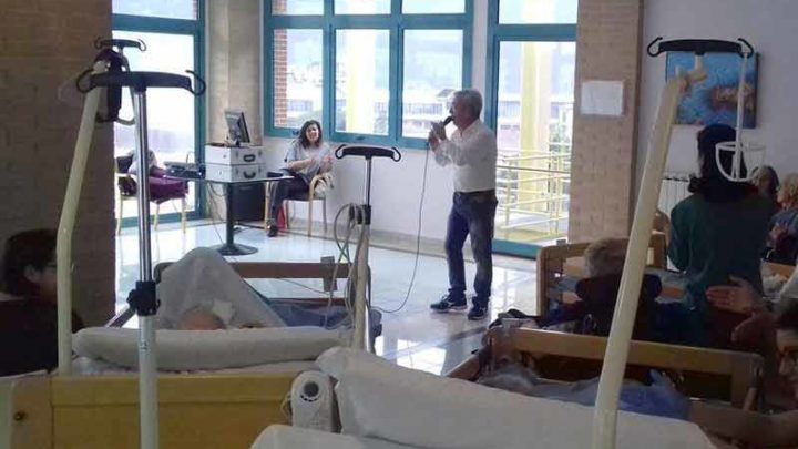 Emozioni e musica per sentire più lontana la malattia
