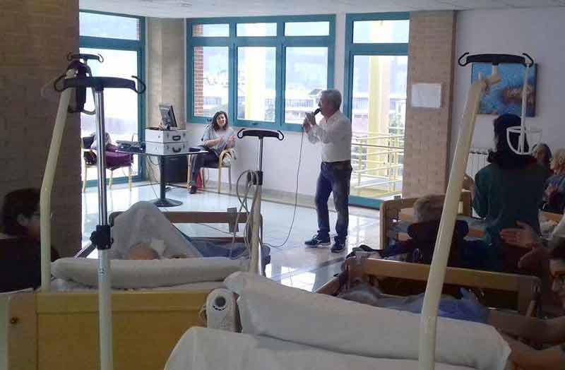 Emozioni e musica per sentire più lontana la malattia