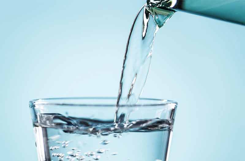 Dati Istat, il 30% delle famiglie non si fida dell’acqua del rubinetto