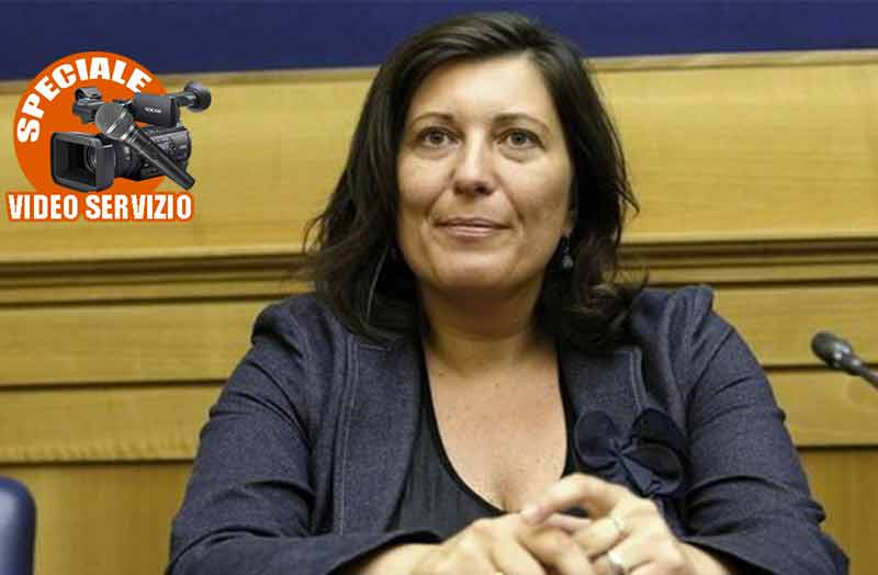 De Luca è incompatibile, va applicata la legge