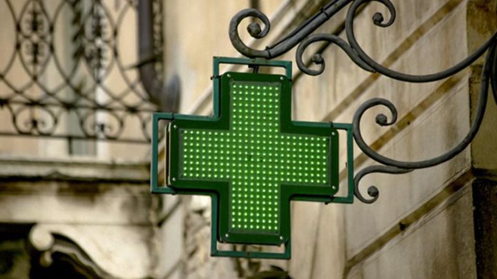 La Campania “chiude” l’accordo con i farmacisti