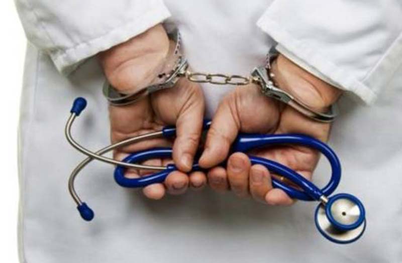 Rischia il carcere la guardia medica che rifiuta la visita
