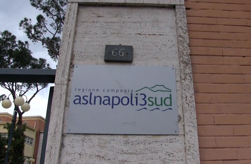 Covid-19, nei distretti dell’Asl Na3 la ressa degli assistiti