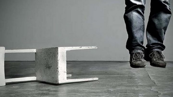 Suicidi in età adolescenziale: l’assenza di risposte è causa di drammi