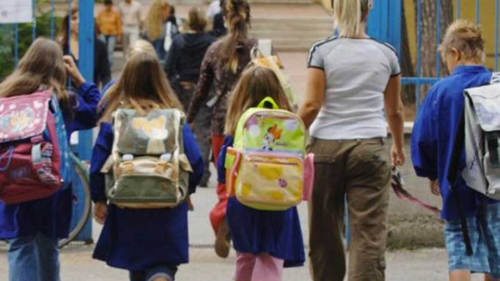 Per la riapertura della scuola in sicurezza bisogna aumentare i tamponi