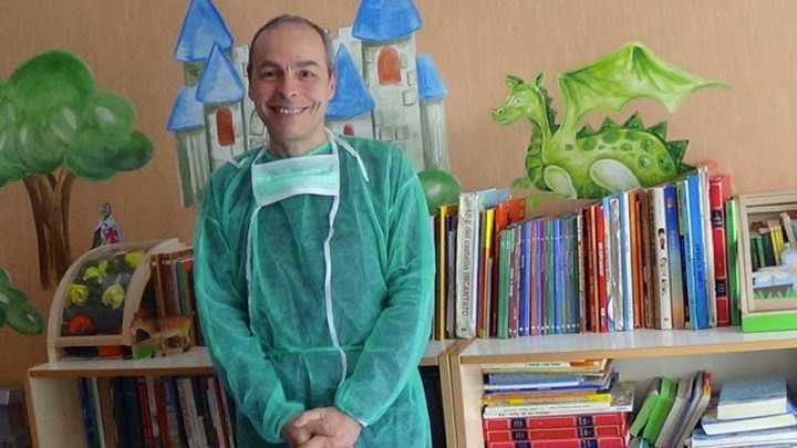 Giusto vaccinare gli adolescenti? Intervista al dottor Carlo Alfaro