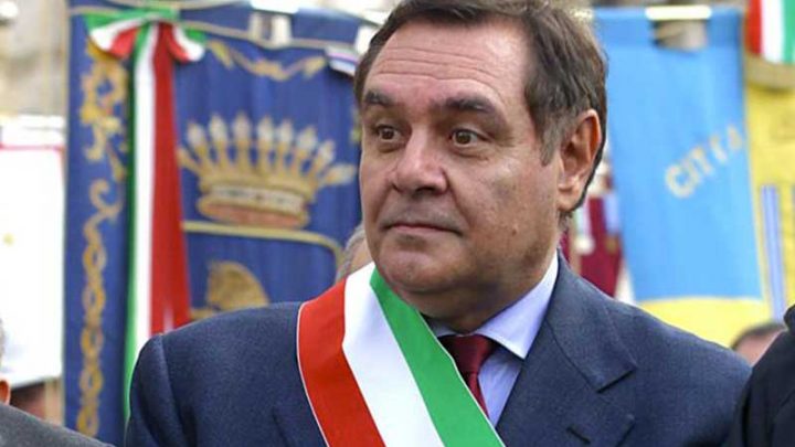 “Prolungare l’anno scolastico”