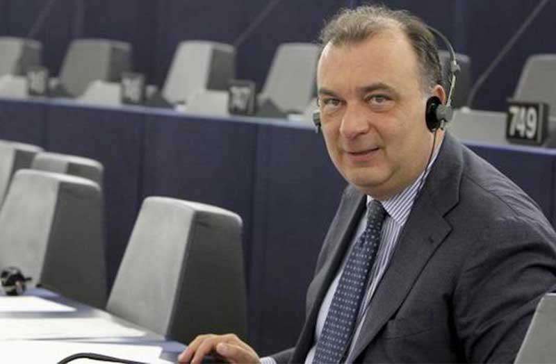 Arrestata la segretaria dell’eurodeputato Martusciello