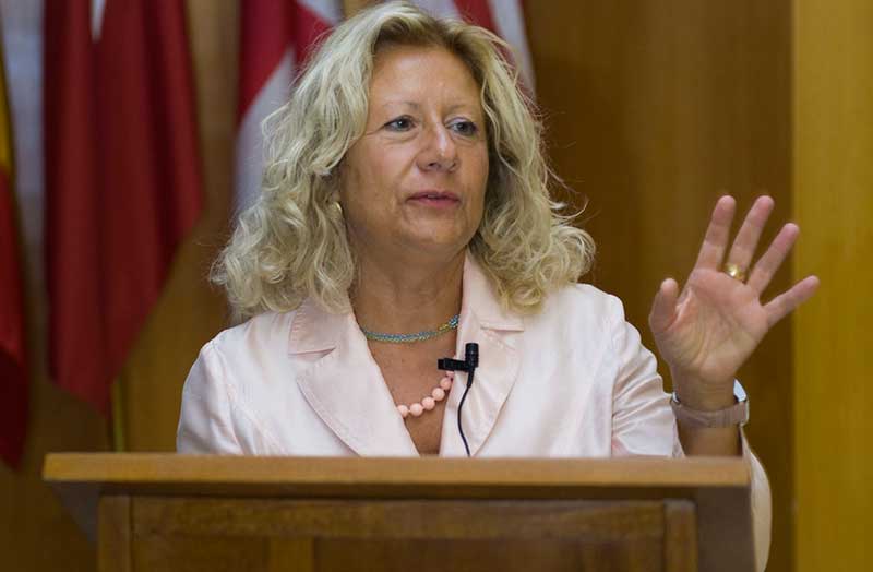 Maria Triassi: “Garantire l’assistenza a tutti”