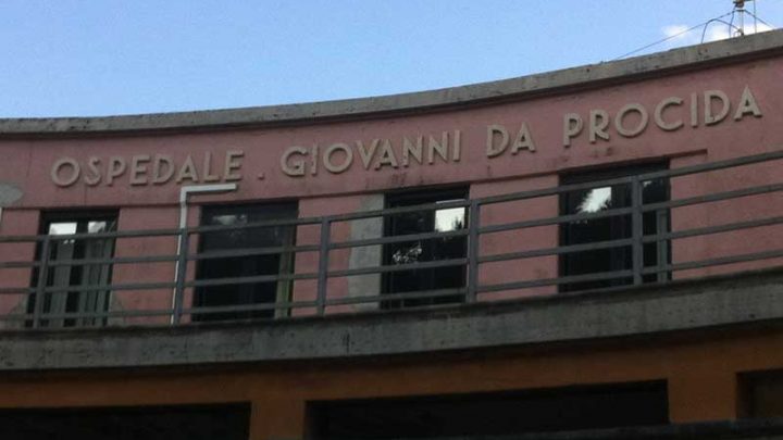 Salerno, si pensa alla riapertura del reparto Covid nel plesso del “Da Procida”