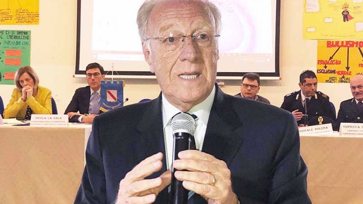 Estendere il bonus ai giornalisti senza lavoro