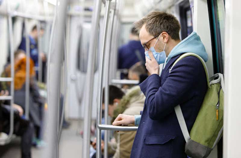 Mezzi pubblici, non sottovalutare l’utilizzo delle Ffp2