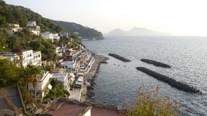 Massa Lubrense, pulizia del “Miglio blu”