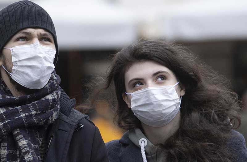 Dal 28 giugno stop all’obbligo della mascherina all’aperto