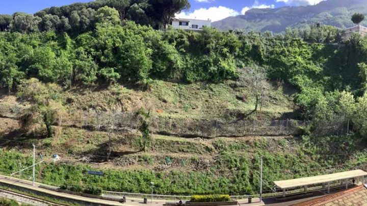 Castellammare, salvare la collina di Varano