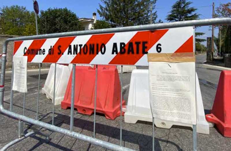 Zona rossa Sant’Antonio Abate, effettuati i primi 400 tamponi