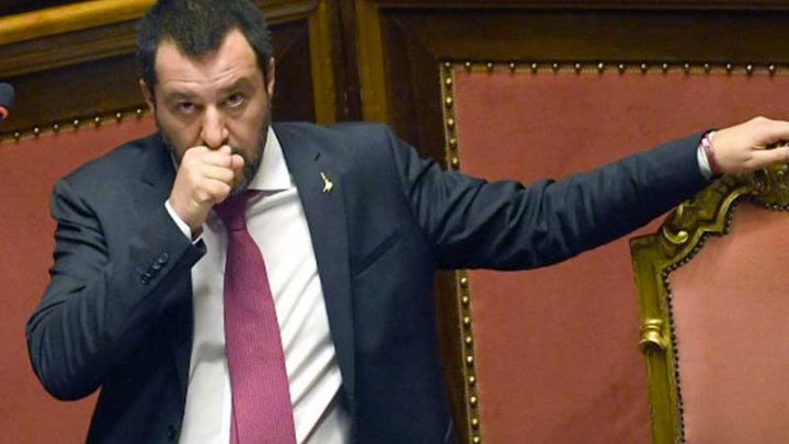 Nursing Up contro Salvini che rifiuta la mascherina in aula