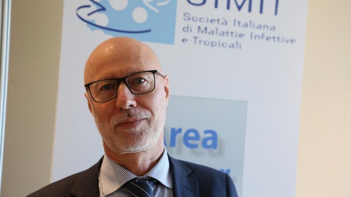 Vaccino anticovid, proseguire la sperimentazione per una prevenzione efficace
