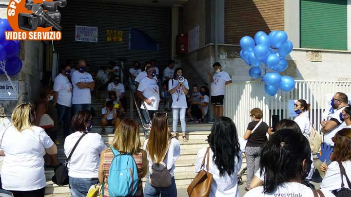 Autismo Caserta, esplode la protesta dei genitori