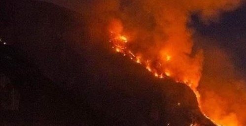 In fumo i boschi della Campania