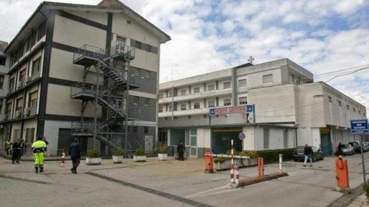 Vallo di Diano, aumentano i contagi e attivato reparto Covid al “Curto”