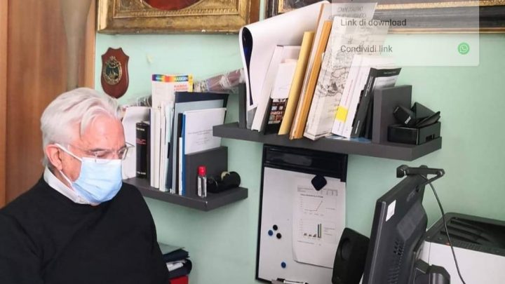 Salerno, i più piccoli tornano a scuola