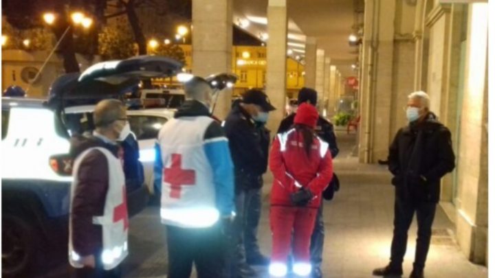 Salerno, controlli serrati alla stazione ferroviaria