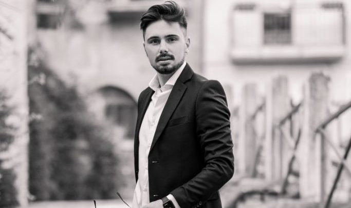 Giovanni Pannozzo, il Covid “ha fatto a pezzi il teatro”