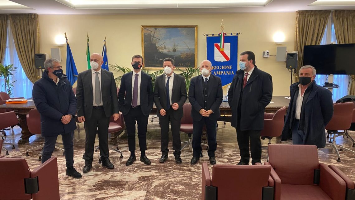 I problemi della Sanità, De Luca ha incontrato i Sindaci della Penisola sorrentina