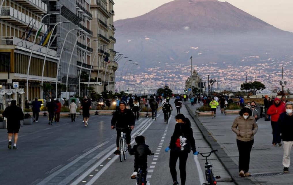 Covid Napoli città, incidenza pandemica al 6%