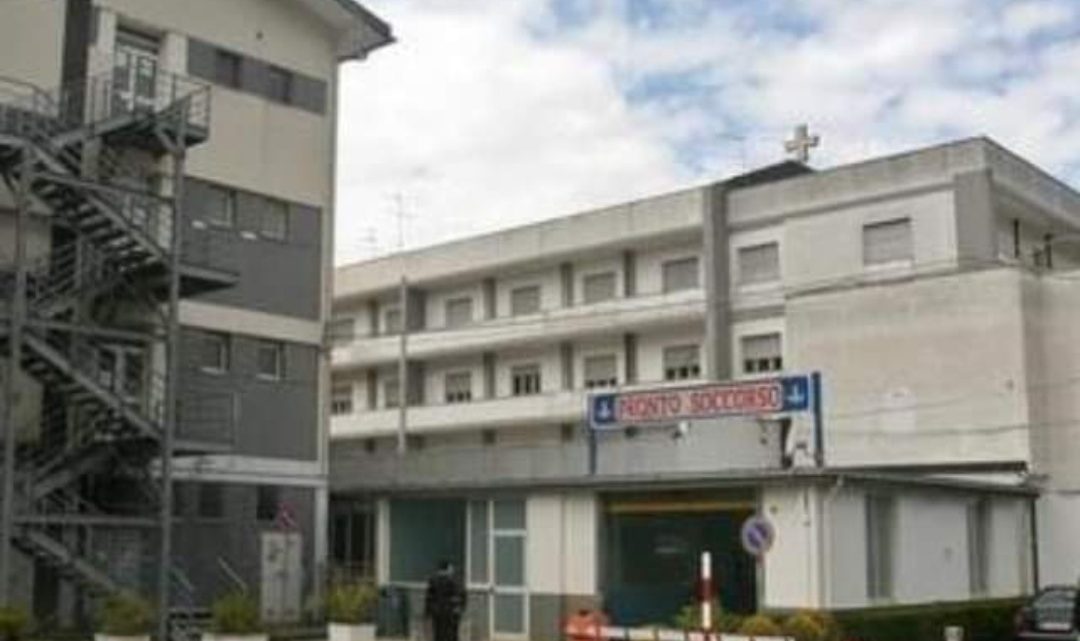 Pochi medici all’ospedale “Luigi Curto” di Polla, nel Salernitano