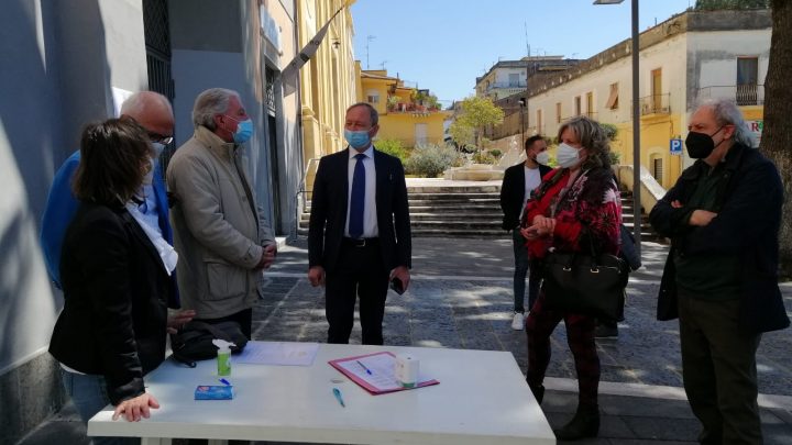 Santa Maria a Vico, parte la petizione a difesa del Consultorio
