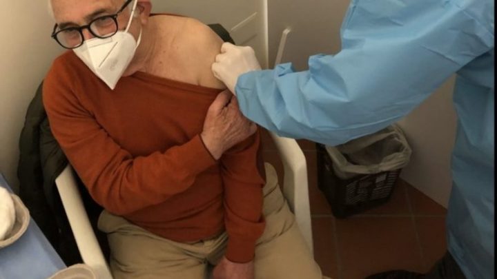 Bracigliano, vaccinato il primo over 70