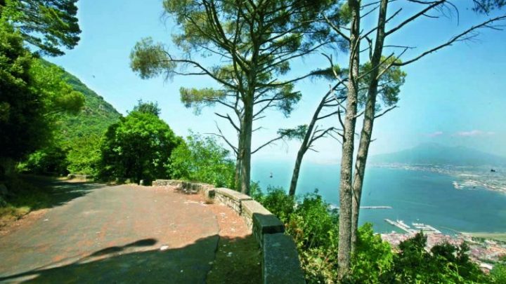 “Alle dipendenze per il bene comune”, recupero dei sentieri del monte Faito
