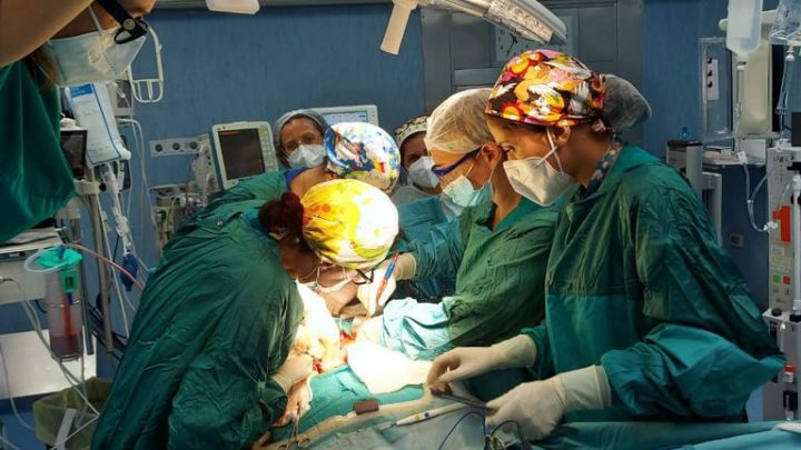 Cardarelli, 3 trapianti di fegato in 7 giorni