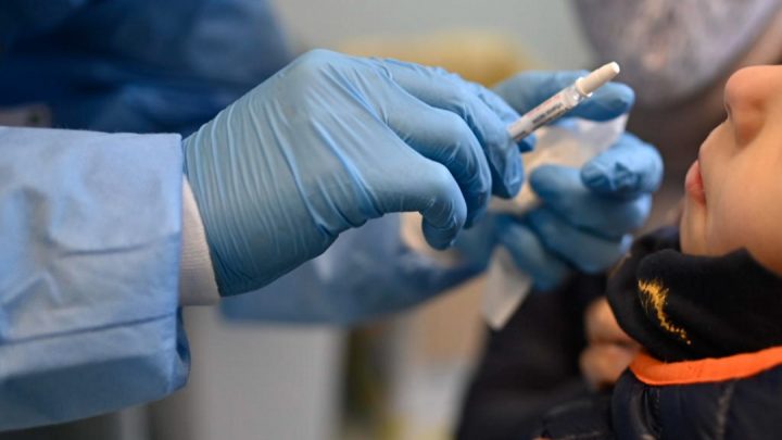 Pediatri, in Campania la rivoluzione dei vaccini antinfluenzali spray