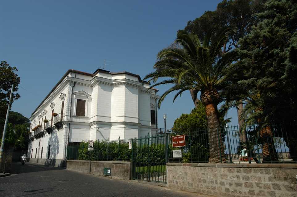 Piano di Sorrento, preoccupazioni riguardo il centro vaccinale carottese