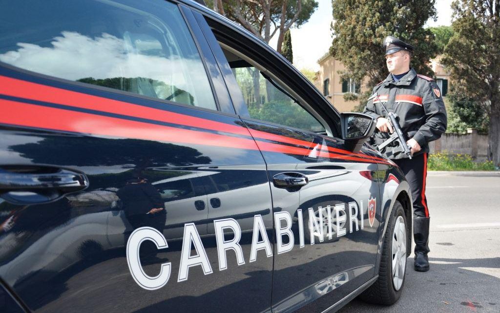Uccide la figlia malata di Alzheimer e poi si toglie la vita