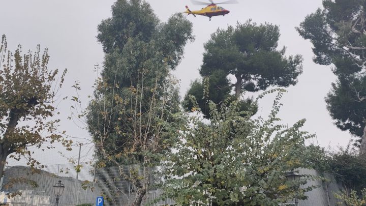 Sorrento, intervento salvavita dell’elisoccorso