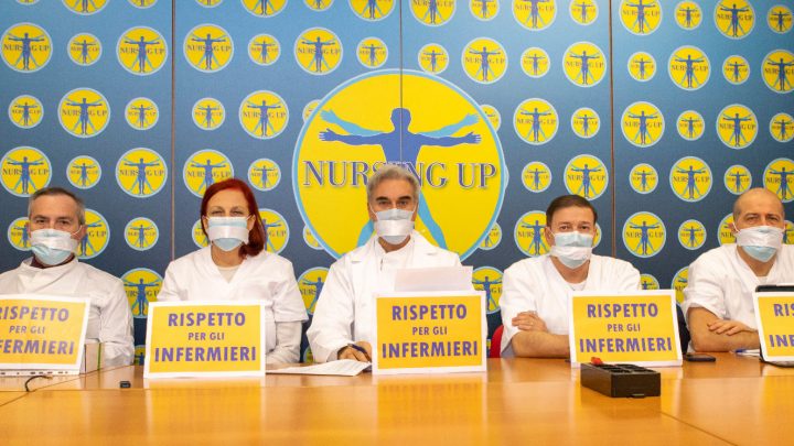 Nursing Up, protesta durante le trattative per il rinnovo del contratto