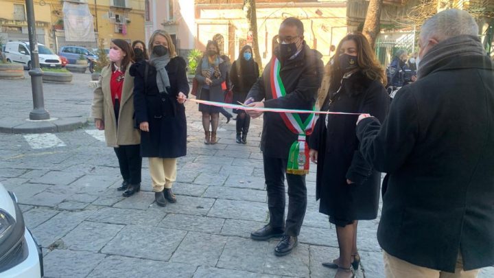 Trasporto sociale, consegnato al Comune di Castellammare il nuovo veicolo di Pmg Italia