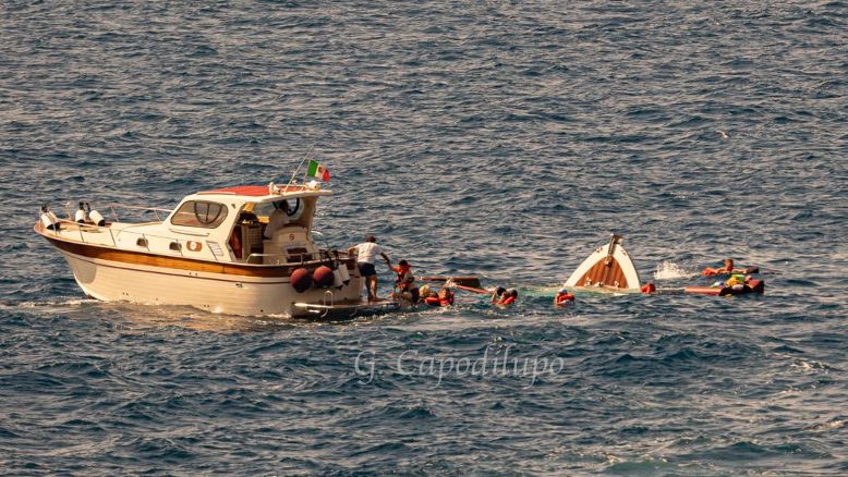 Penisola sorrentina, turisti tedeschi salvati dal naufragio