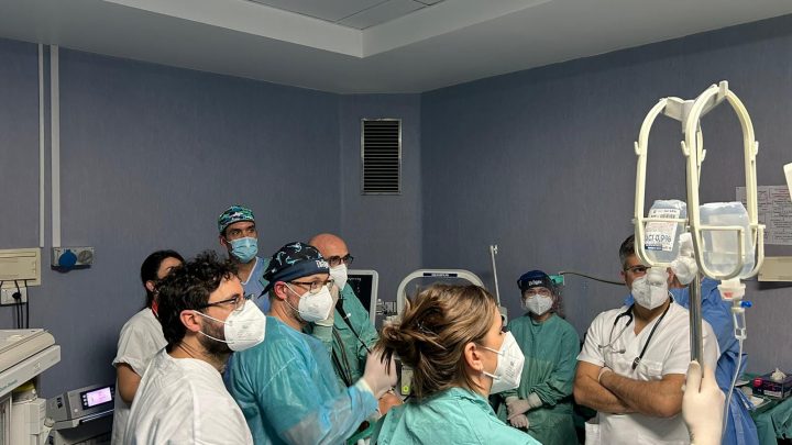 Cardarelli, effettuata Criobiopsia Mediastinica Transbronchiale: è una delle prime volte in Italia  